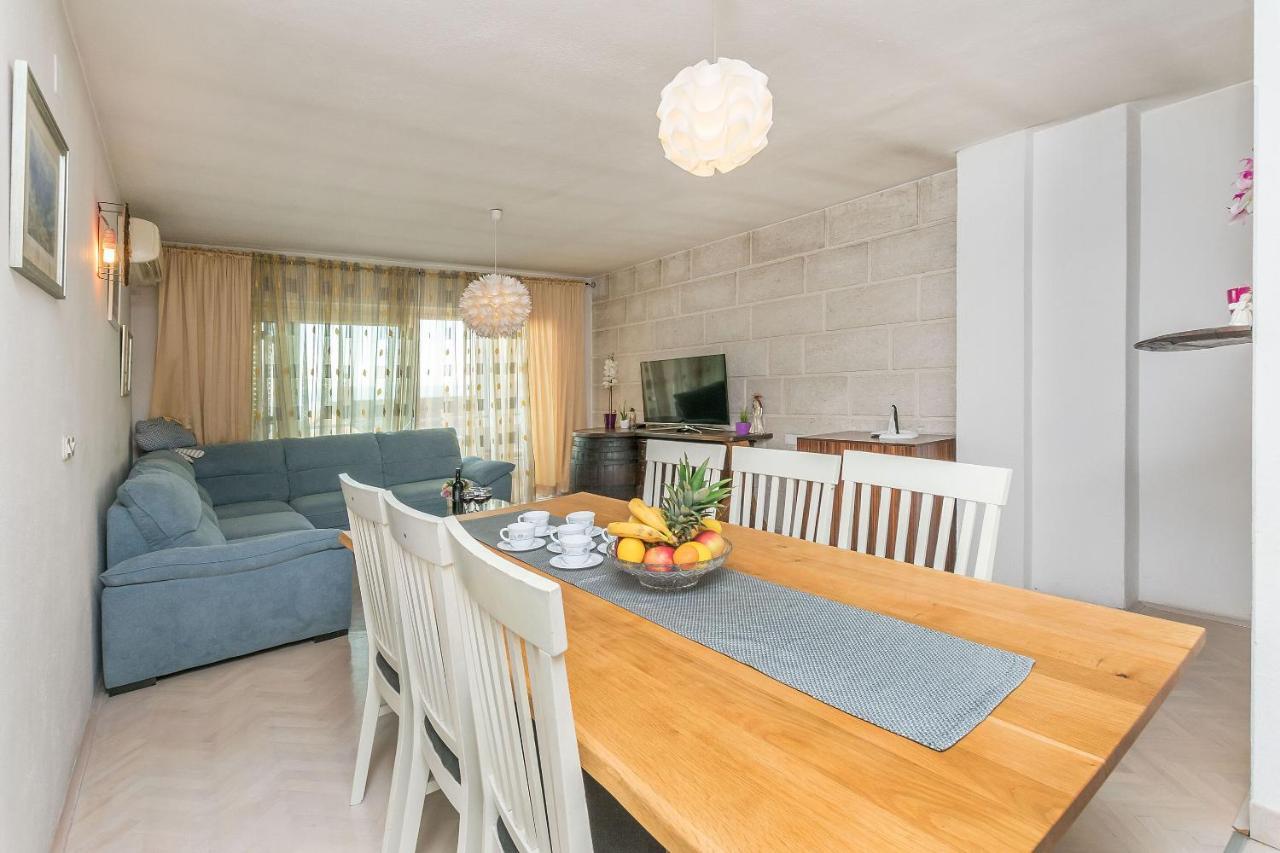 Apartments Miljenko มาคาร์สกา ภายนอก รูปภาพ
